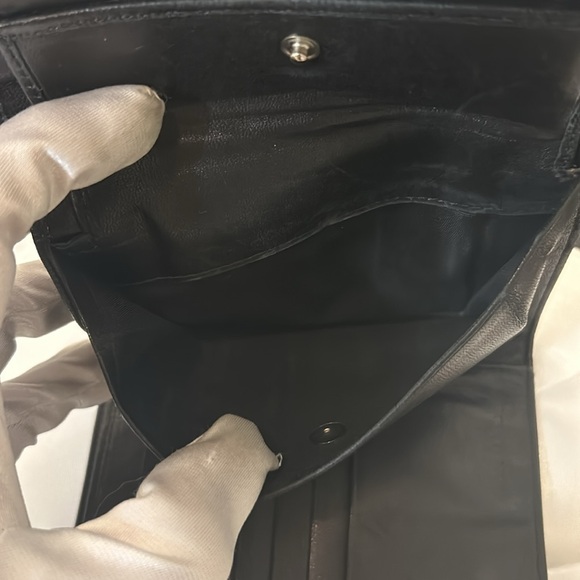 Excellent Condition Prada Unisex Double Snap Tessuto Nylon and Leather Wallet - Picture 8 of 13